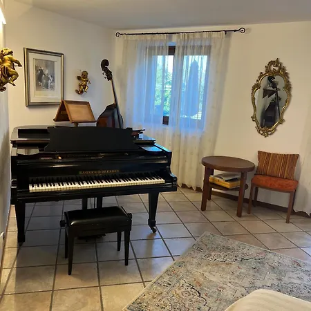 Romy Rocker 4* Mizzole