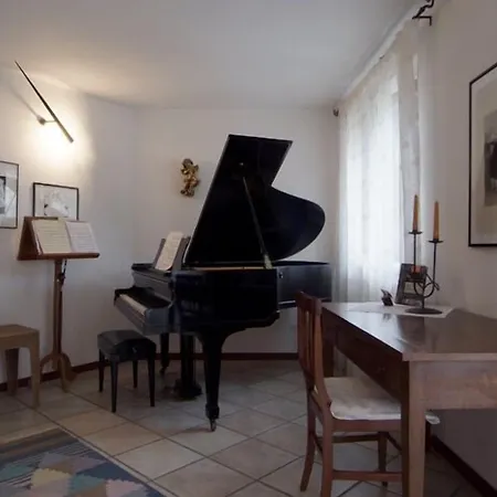 Bed & Breakfast Romy Rocker 4*