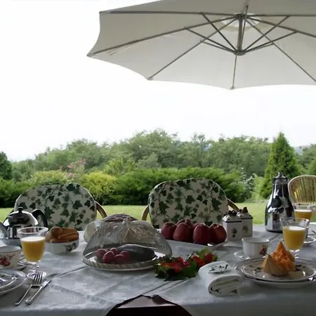 Romy Rocker Bed & Breakfast 4*