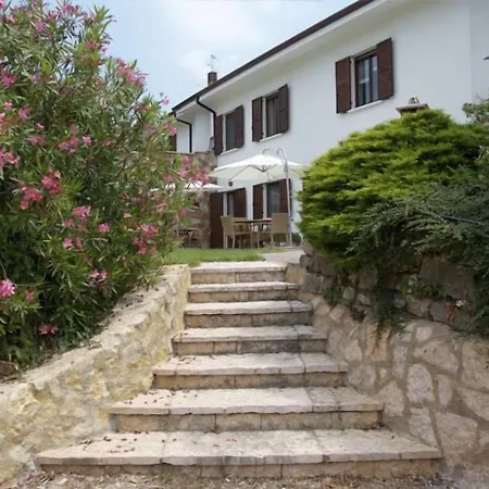 Romy Rocker Bed & Breakfast Mizzole